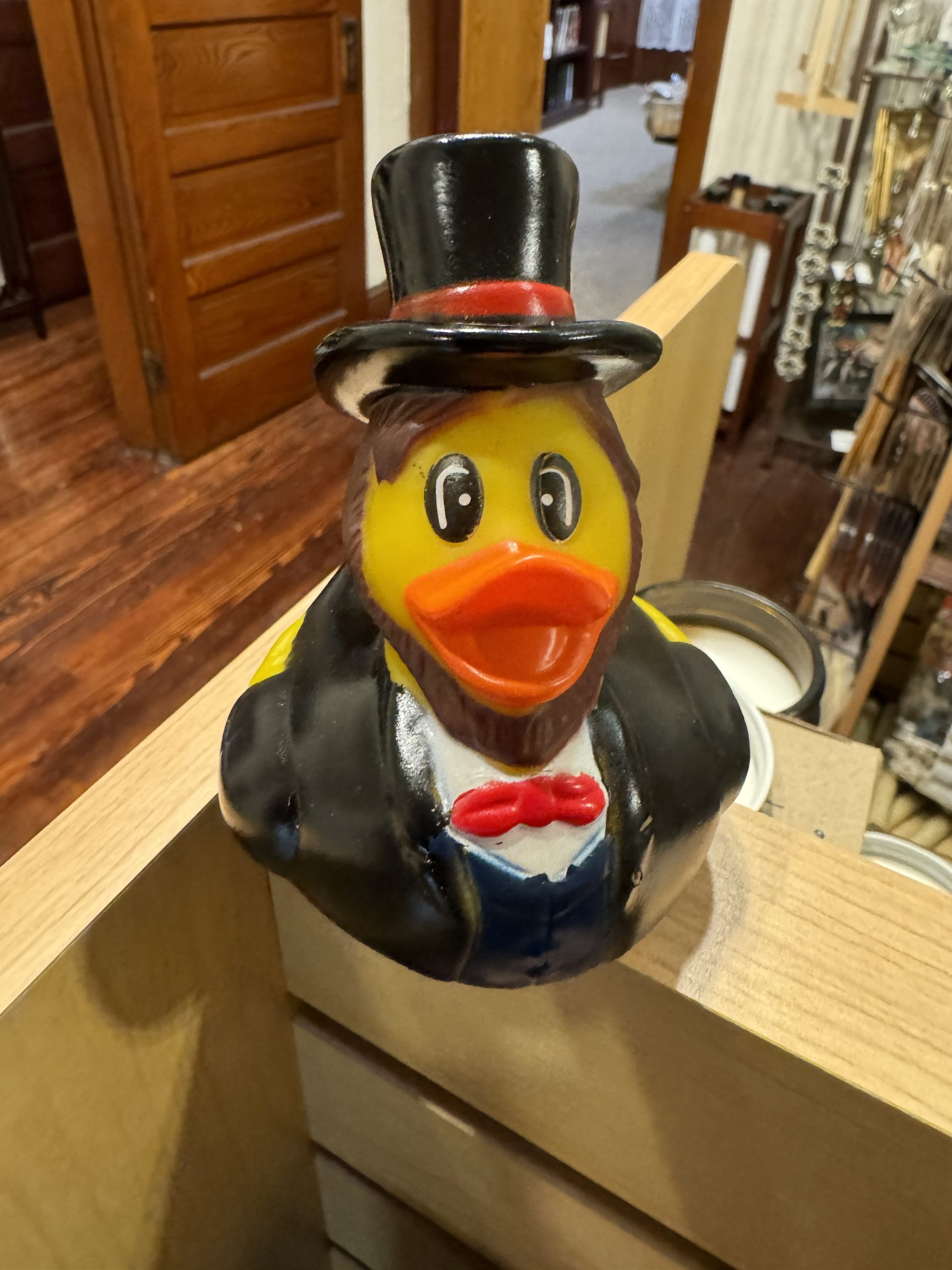 Lincoln Rubber Ducky - Medium 3.5"