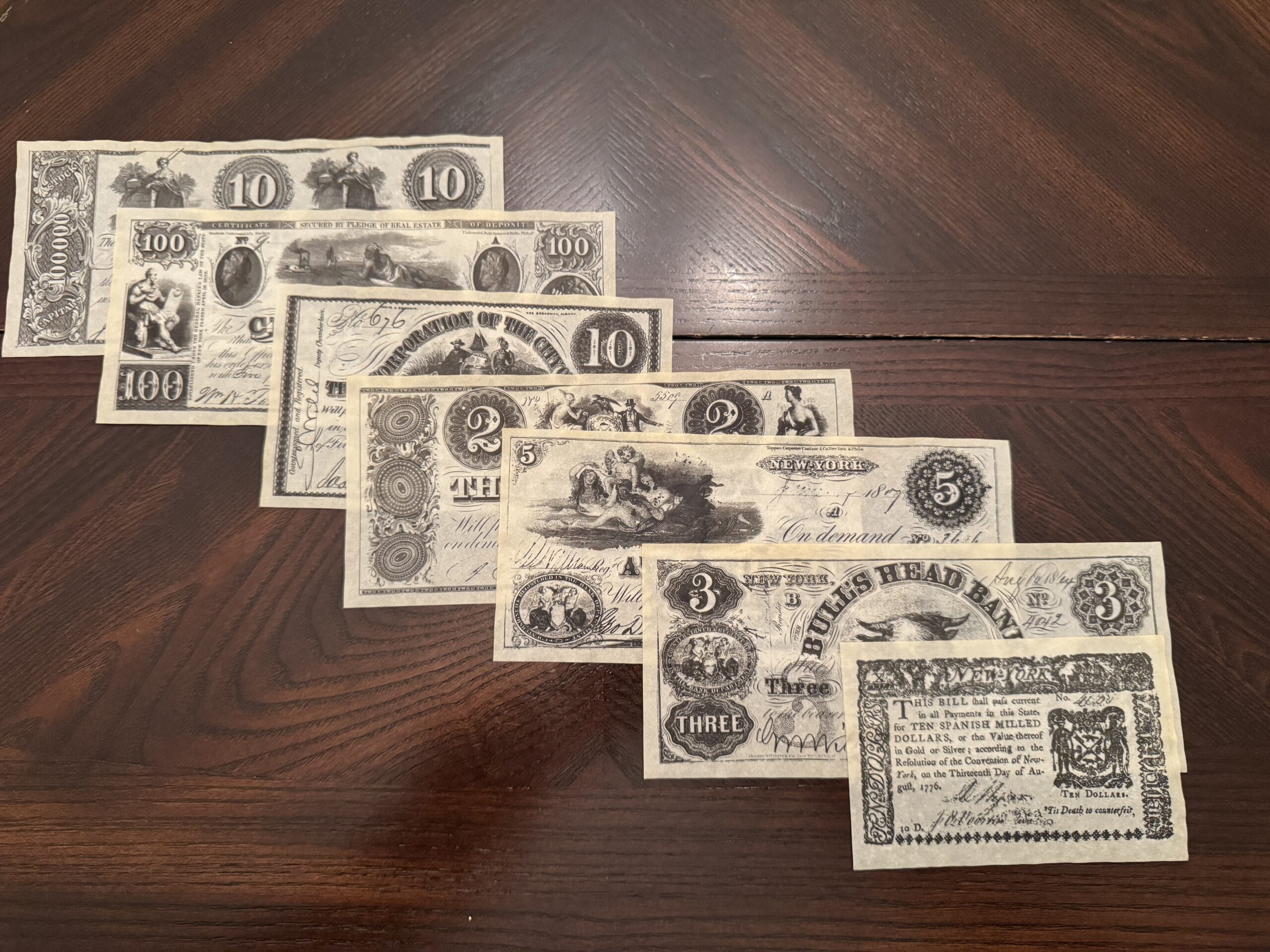 New York Banknotes Set