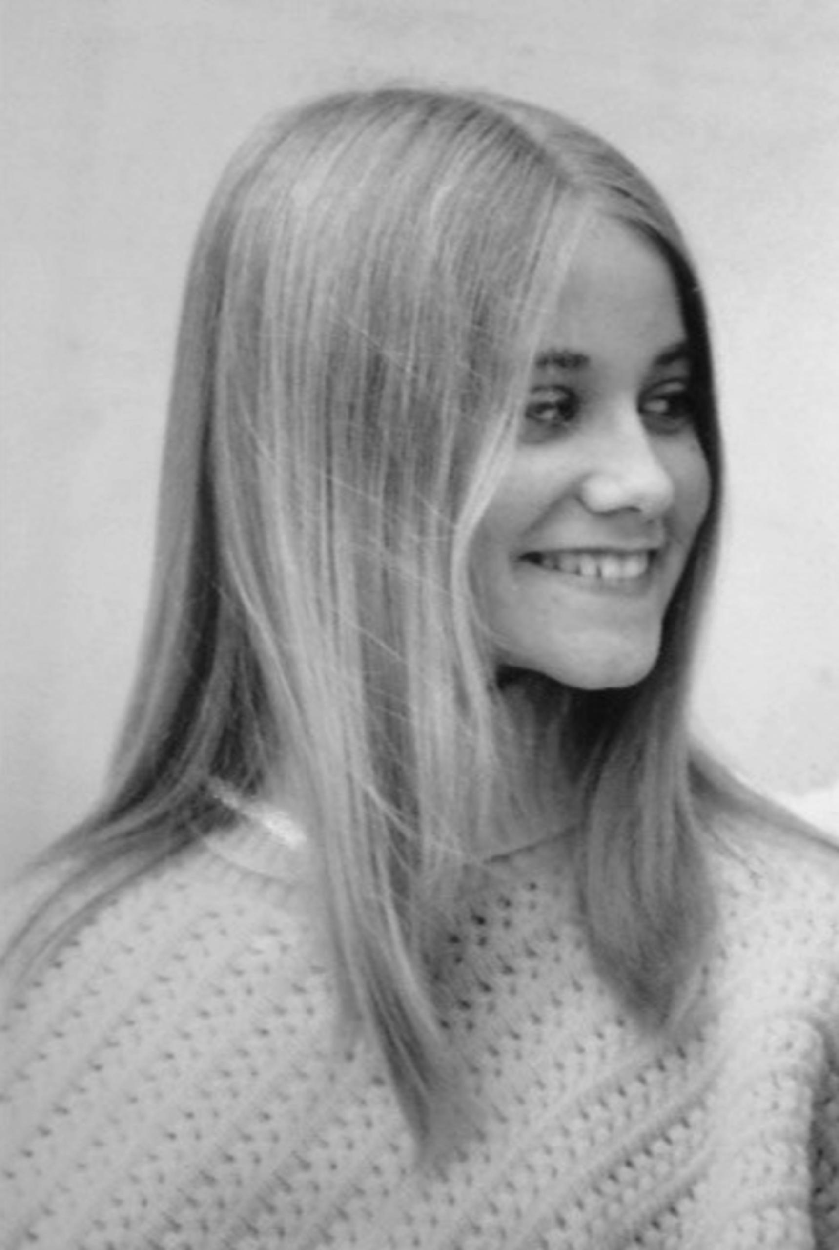 Maureen McCormick: The Perfect Sitcom Smile and the Reality of Suburbia