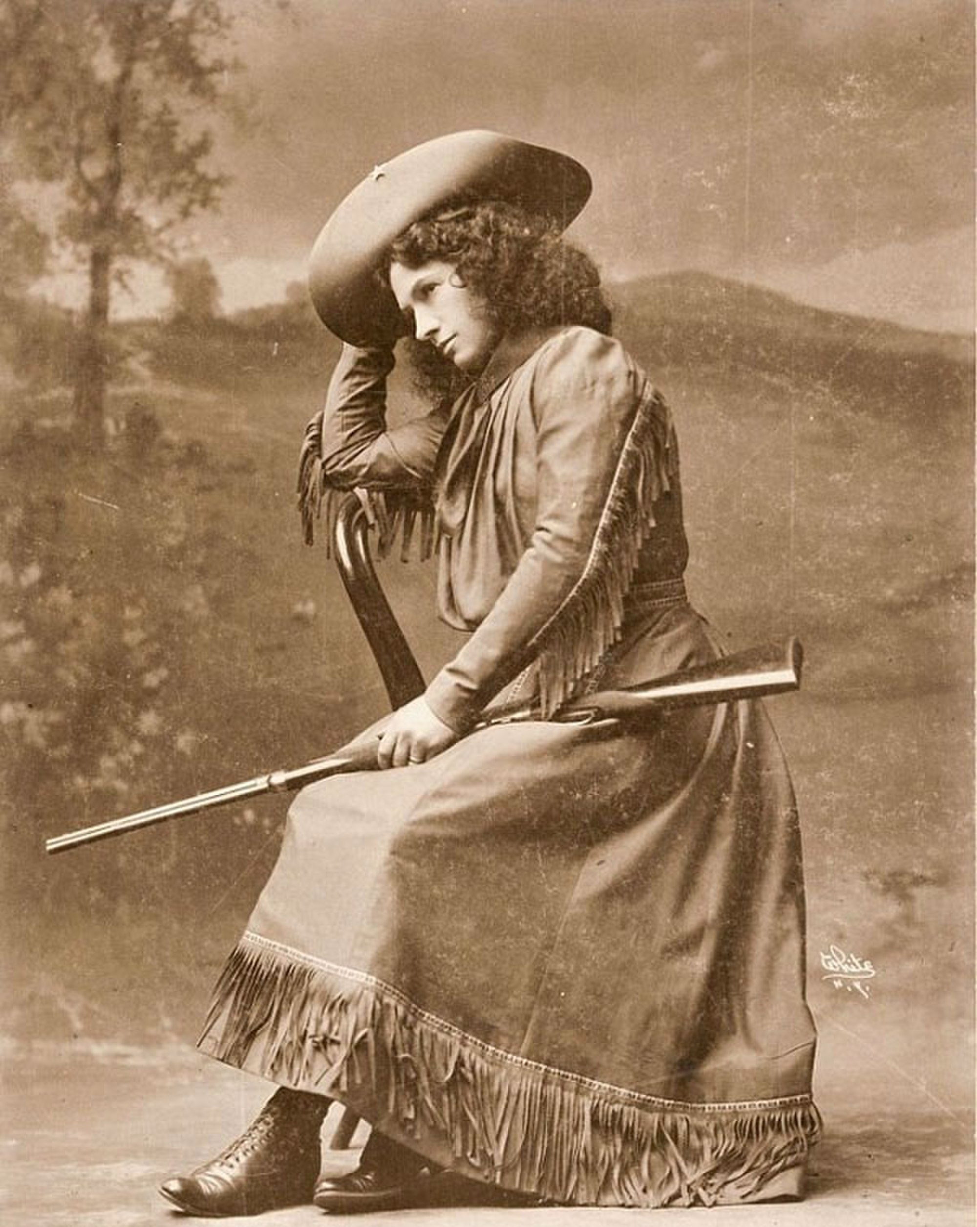 Annie Oakley: The Sovereign Respect of Little Sure Shot