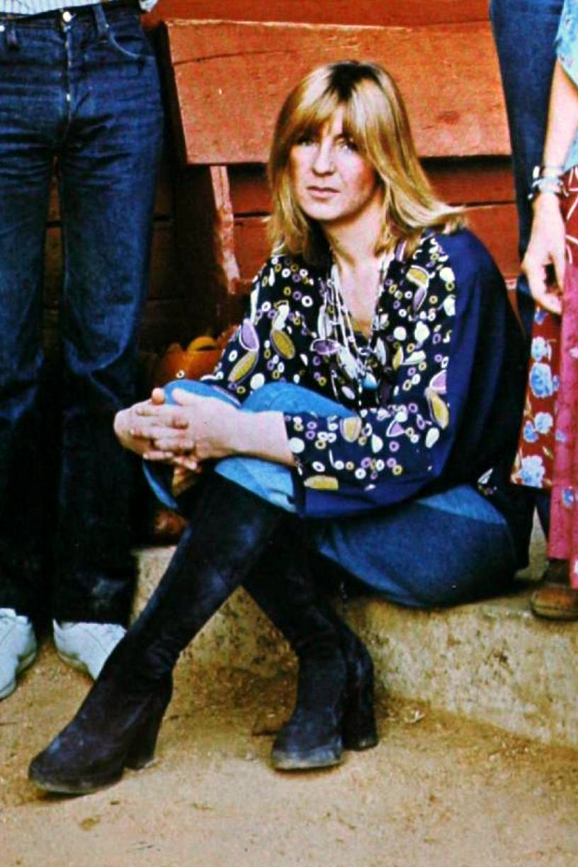 Christine McVie: The Transatlantic Emotional Anchor of Fleetwood Mac