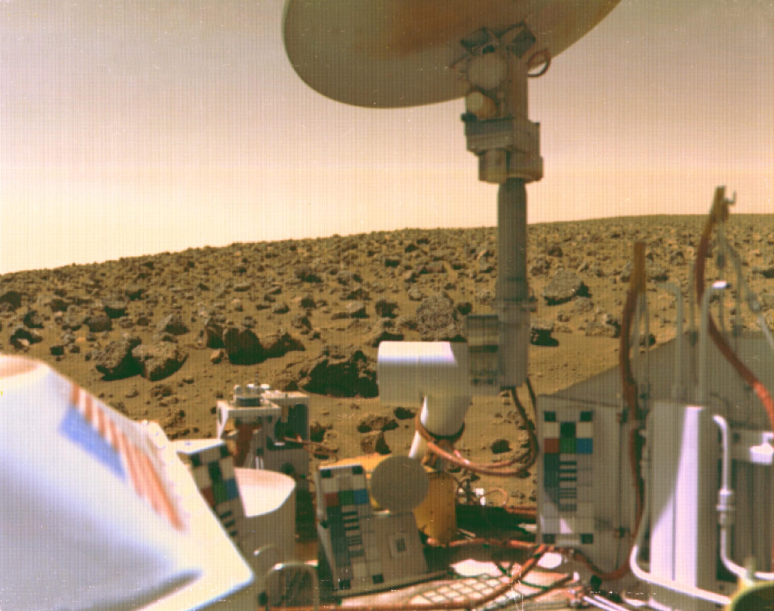The Red Dust of Utopia Planitia