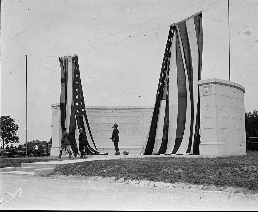 Dedication of the New York State Auxiliary Monument