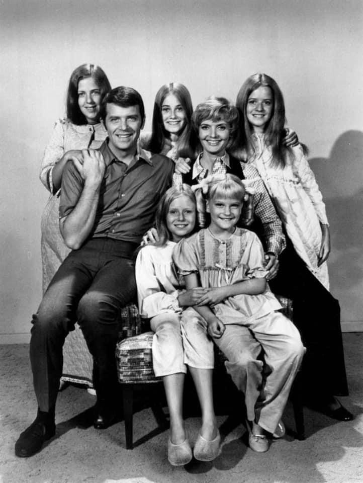 The Debut of The Brady Bunch (1969)