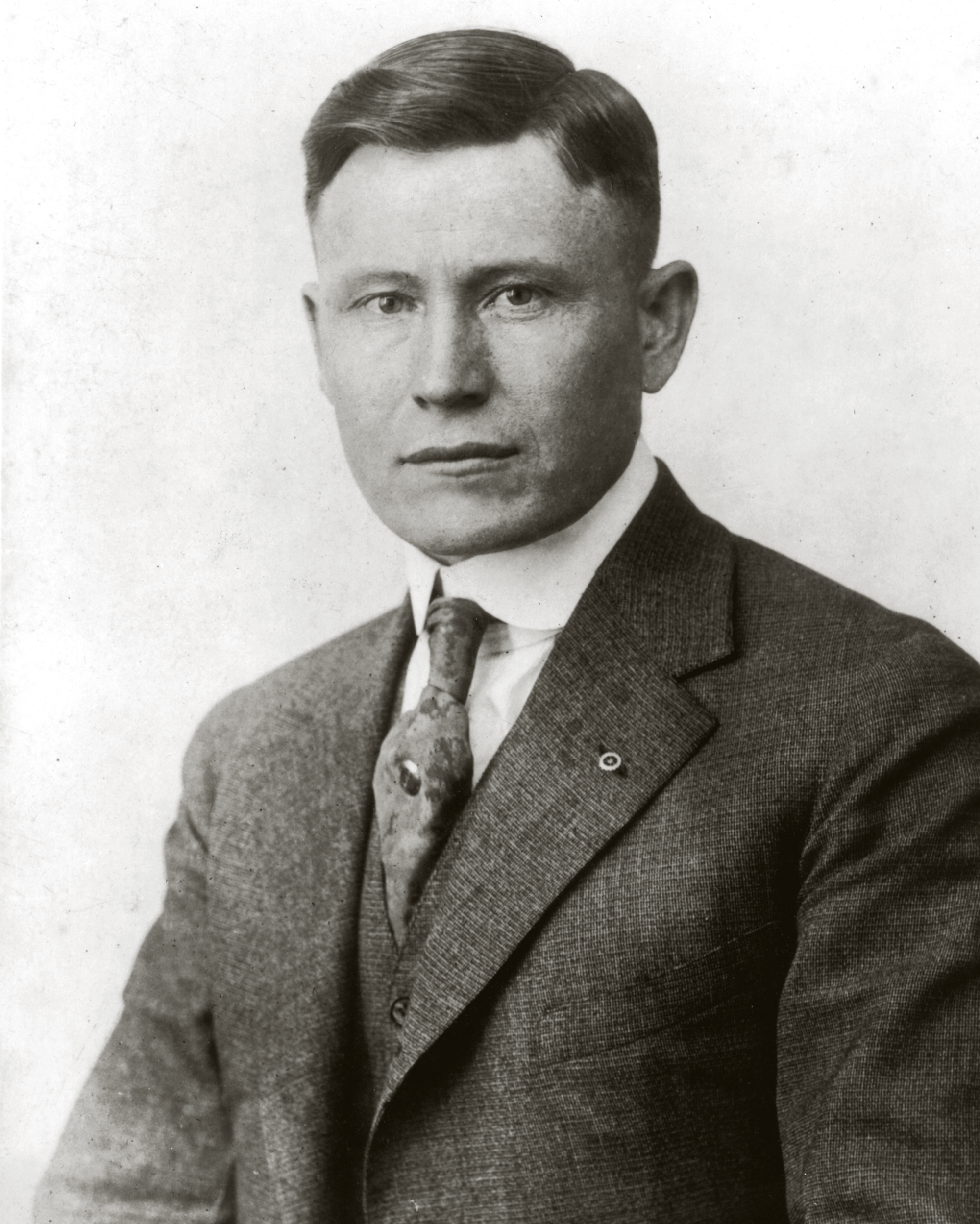 The Early Ambitions of Harland Sanders