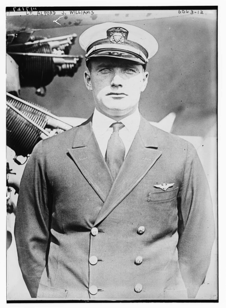 Lt. Alford J. Williams — High-Speed Triumph at the Pulitzer Air Races