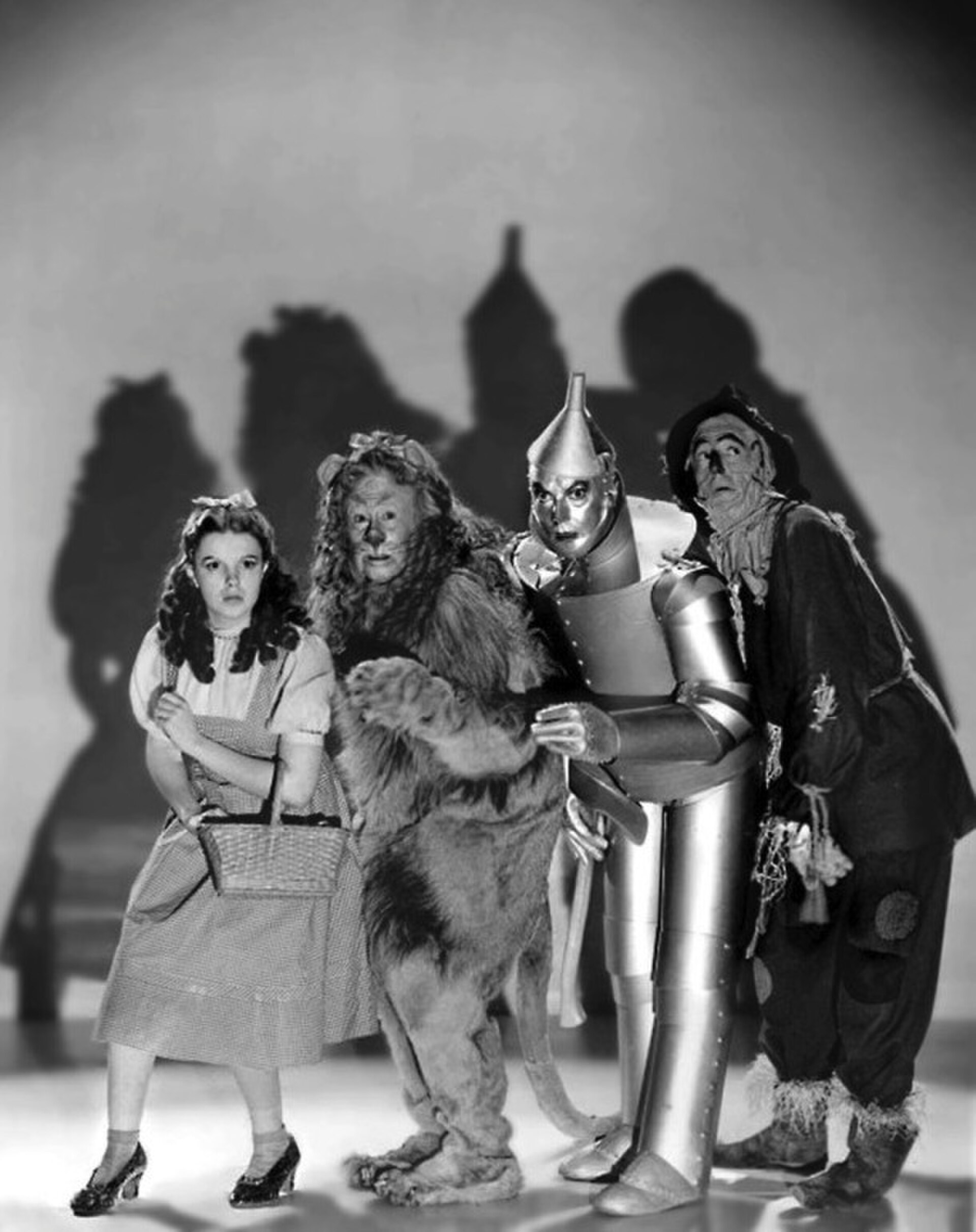 The Wizard of Oz — The Cameras Begin to Roll